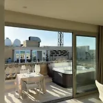 Penthouse With Jacuzzi & Panoramic Views - Heart Of Valletta