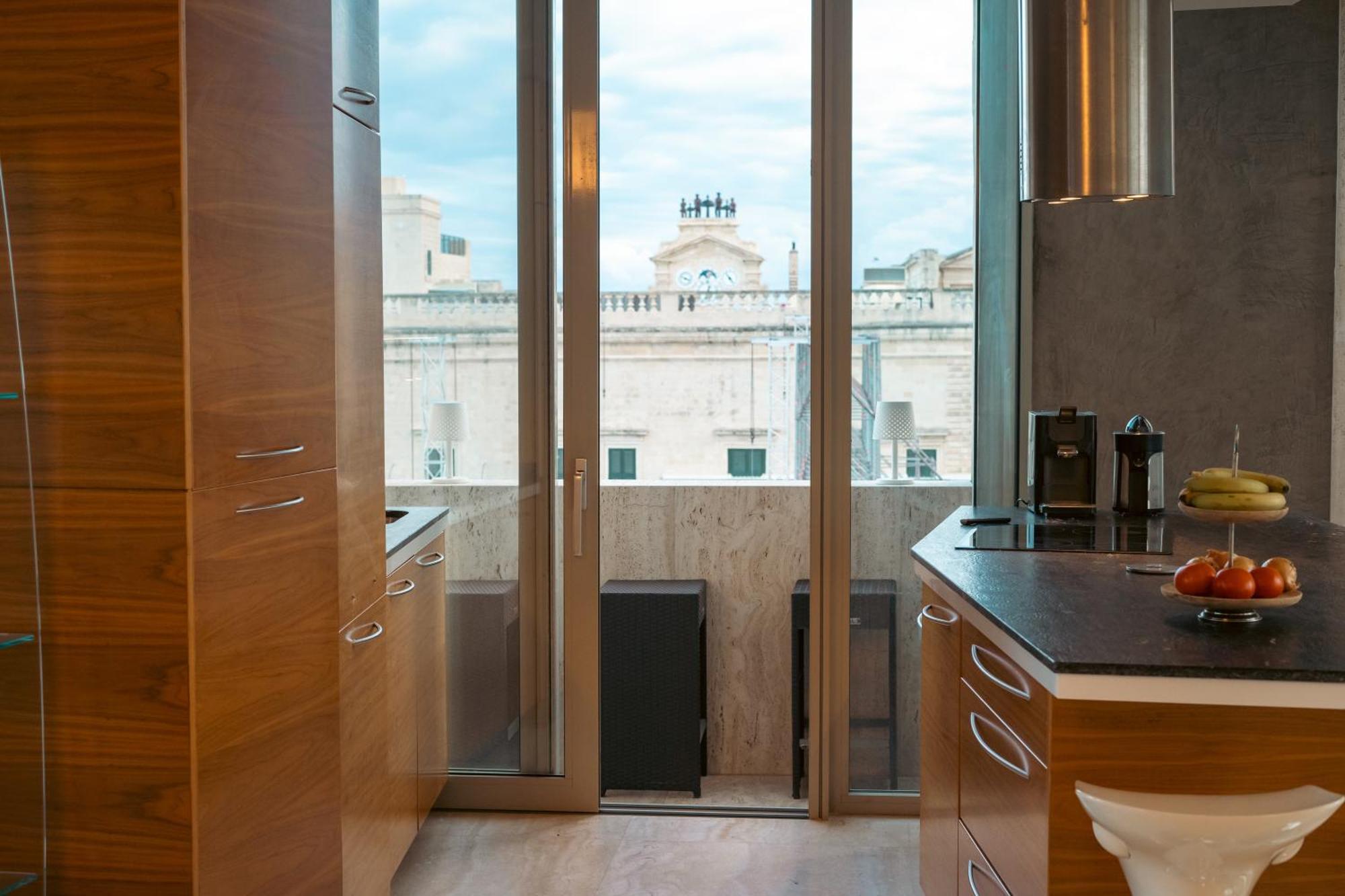 Apartment Penthouse With Jacuzzi & Panoramic Views - Heart Of