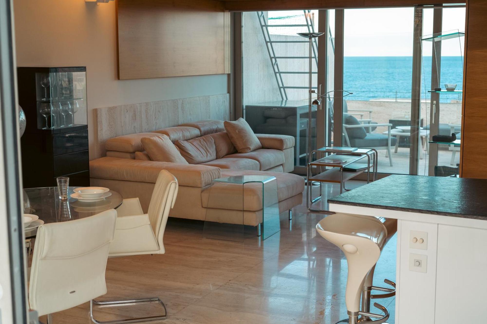 Penthouse With Jacuzzi & Panoramic Views - Heart Of