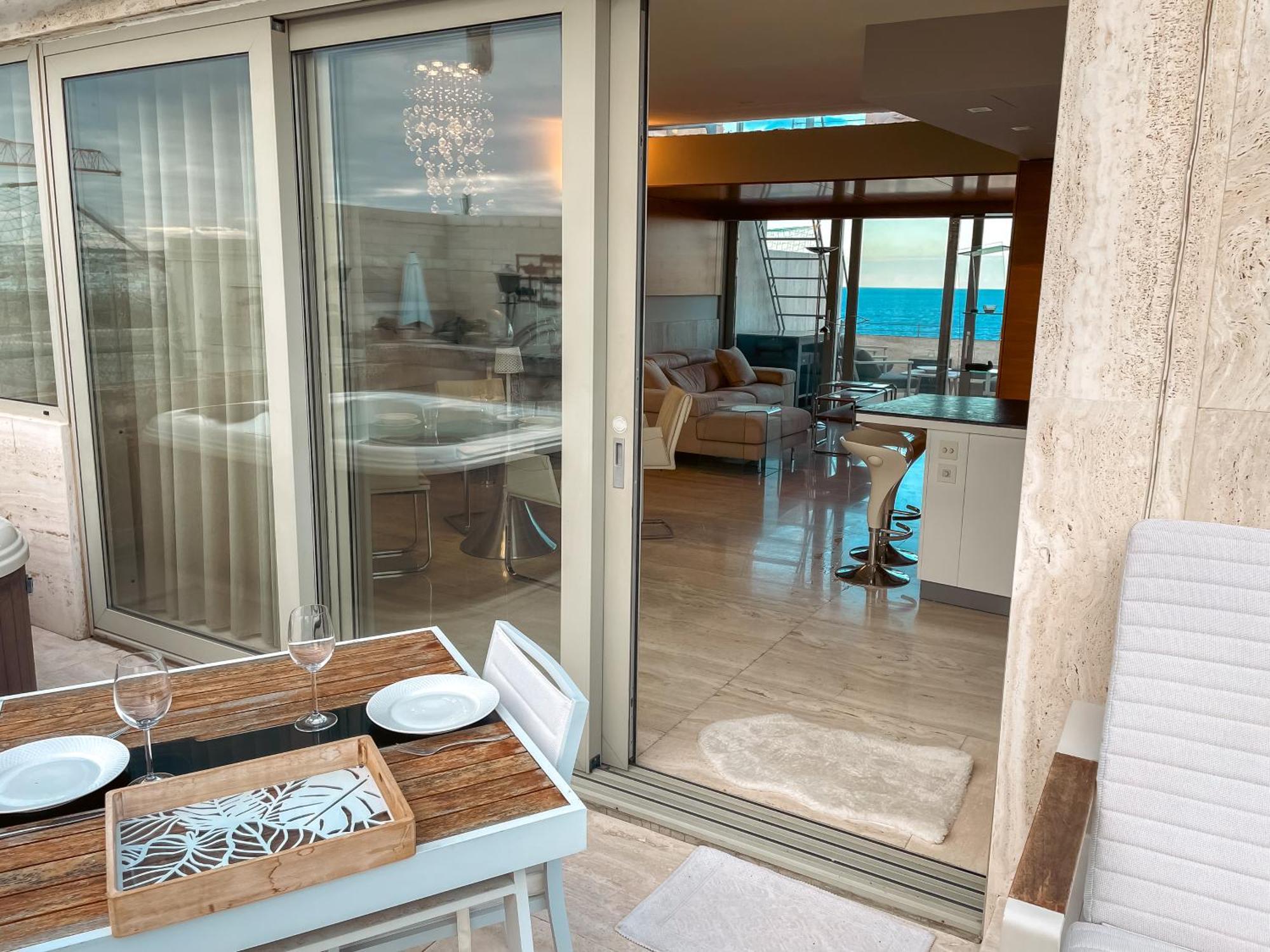Penthouse With Jacuzzi & Panoramic Views - Heart Of Apartment *